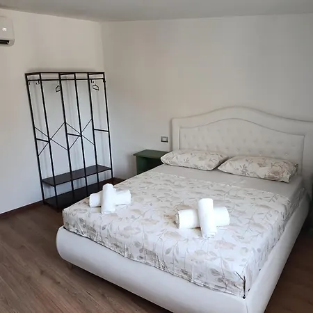 Family&friends 6 - New Modern En-suite - Private Bathroom Freshly Renovated Comfort & Essentials - Minutes From The Sea & Vakantiehuis *