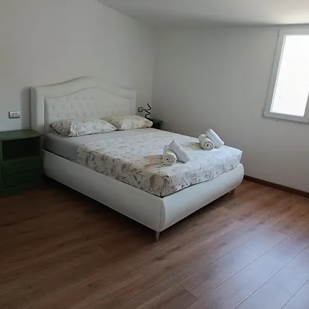 Vakantiehuis Family&friends 6 - New Modern En-suite - Private Bathroom Freshly Renovated Comfort & Essentials - Minutes From The Sea & *