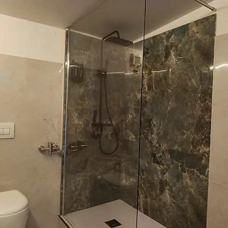 Vakantiehuis Family&friends 6 - New Modern En-suite - Private Bathroom Freshly Renovated Comfort & Essentials - Minutes From The Sea & *