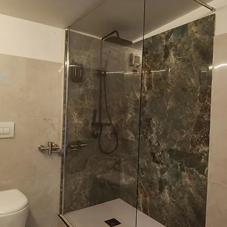 Vakantiehuis Family&friends 6 - New Modern En-suite - Private Bathroom Freshly Renovated Comfort & Essentials - Minutes From The Sea & *
